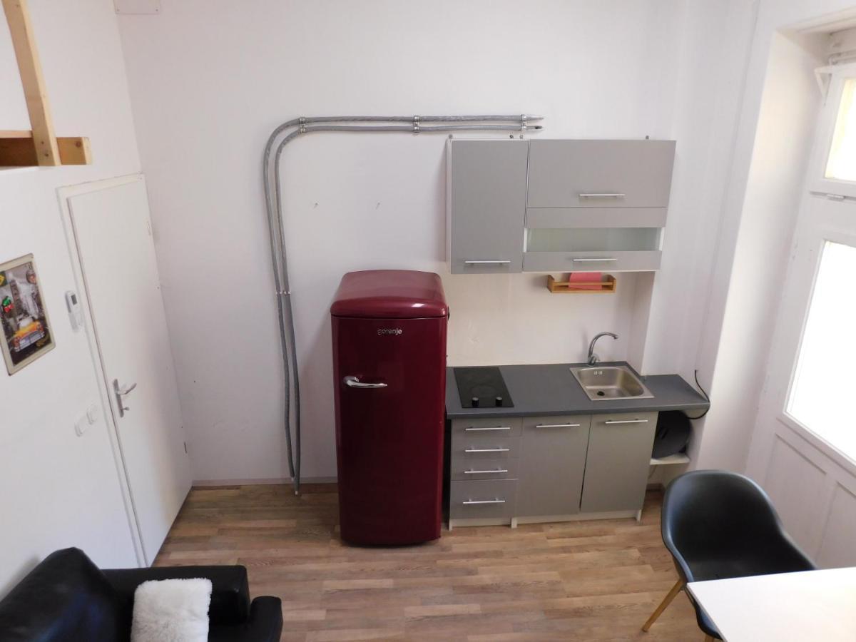 Ledek Apartment リュブリャナ エクステリア 写真